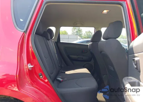 2013 Kia Soul z USA, uszkodzony, nr VIN KNDJT2A57D7626448